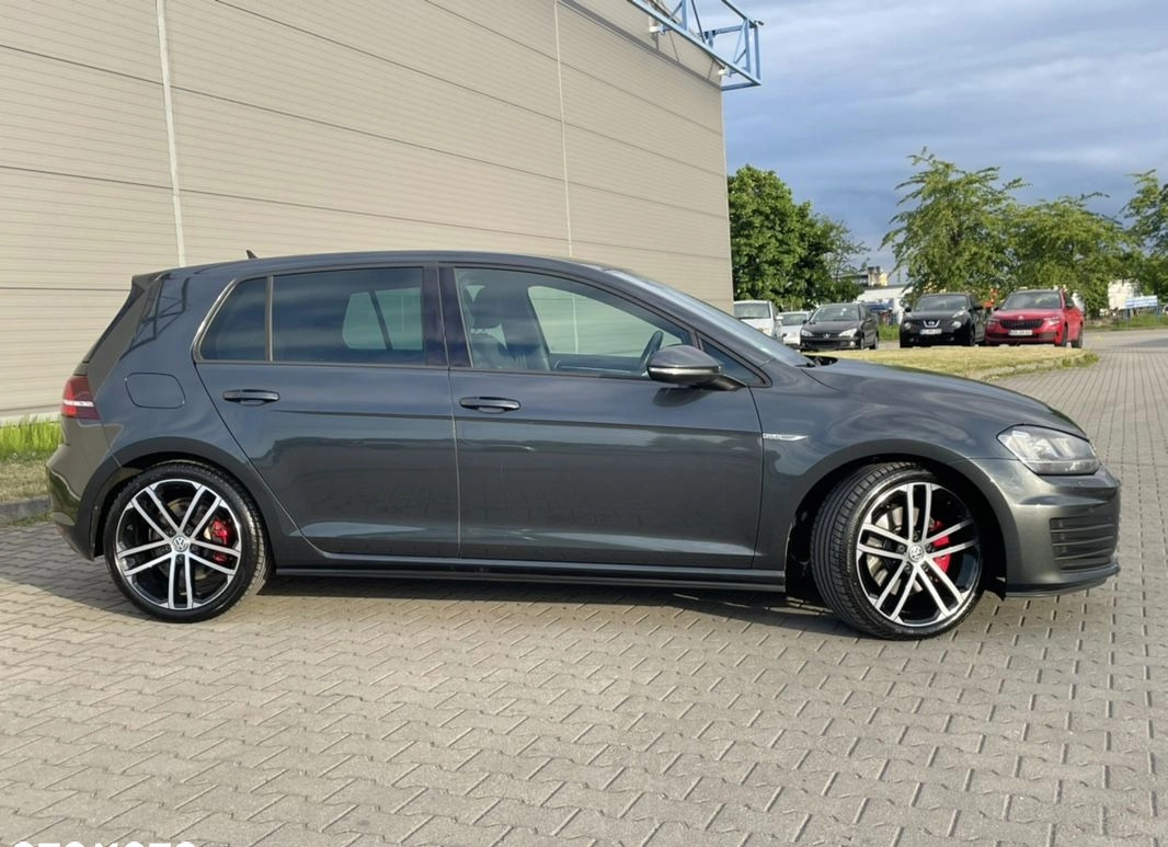 Volkswagen Golf cena 60800 przebieg: 195000, rok produkcji 2016 z Żary małe 596